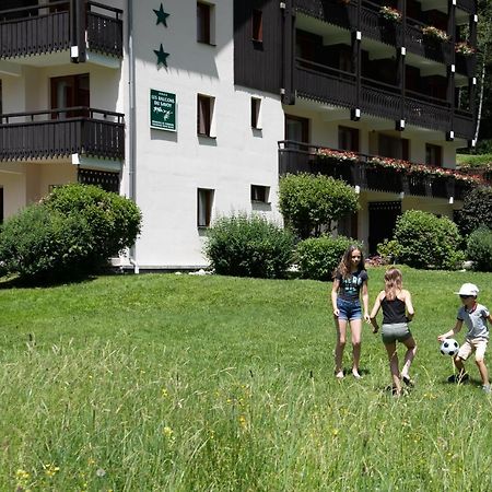 Aparthotel Les Balcons Du Savoy Chamonix Exterior foto